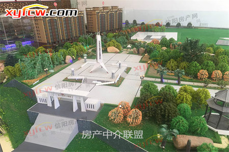 君府花园两室两厅92平米简装修出售